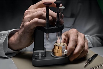 北京卡地亚表换原厂电池